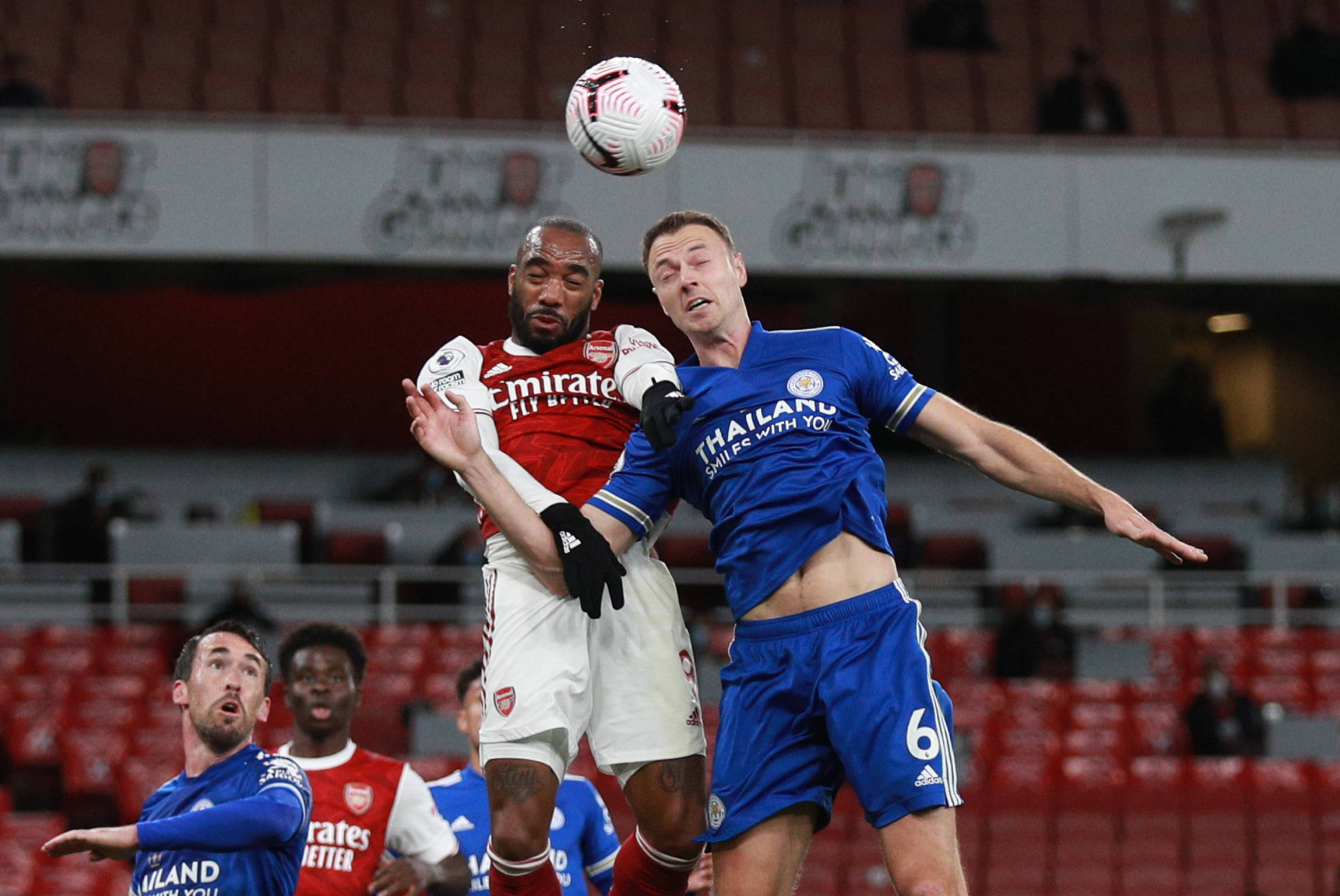 里在对手身 里在对手身