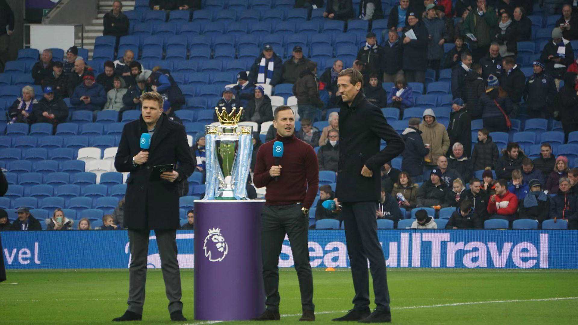 但熠熠生輝 但熠熠生輝